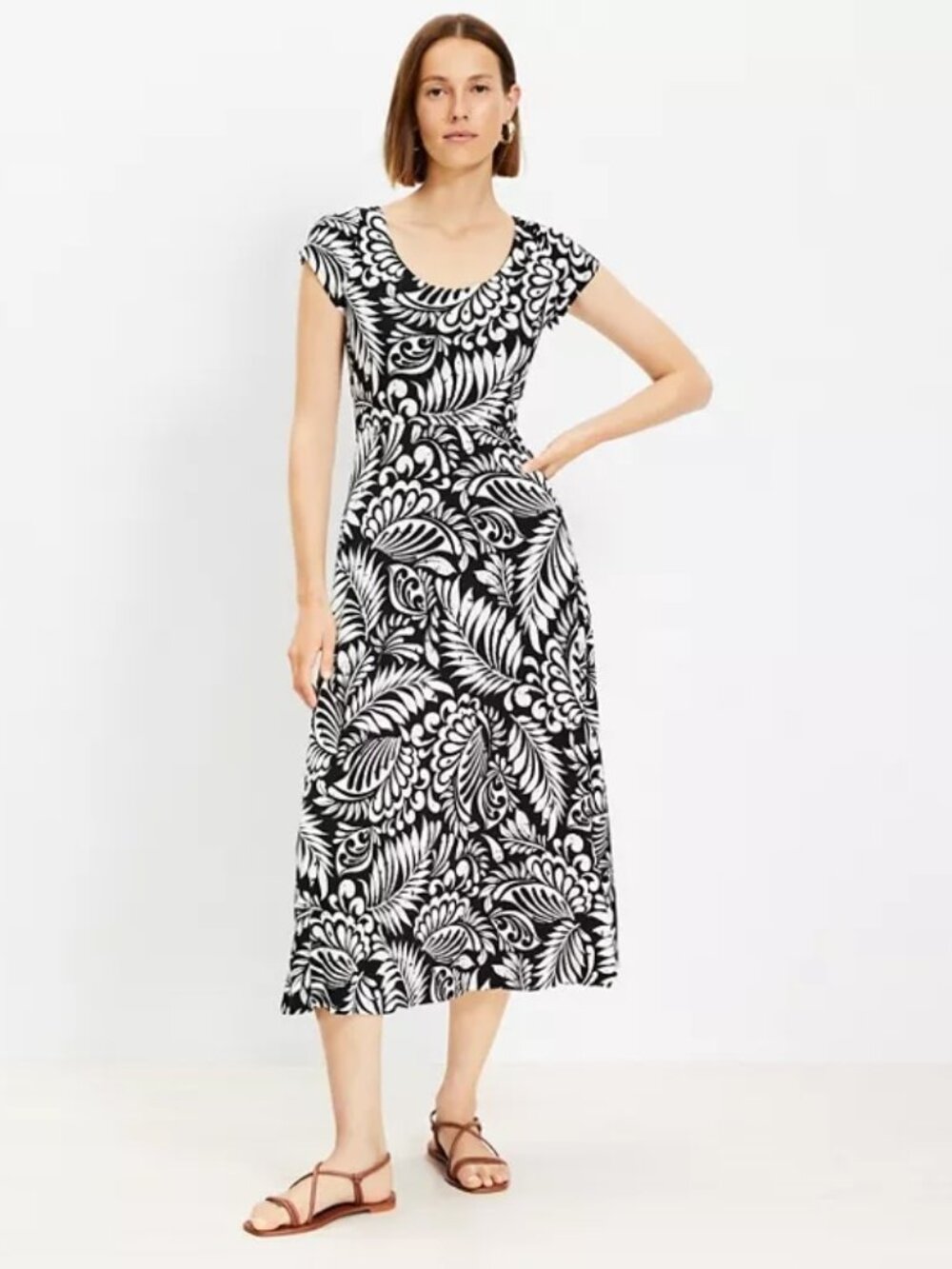Loft Large Petite Palm Scoop Neck Midi Dress